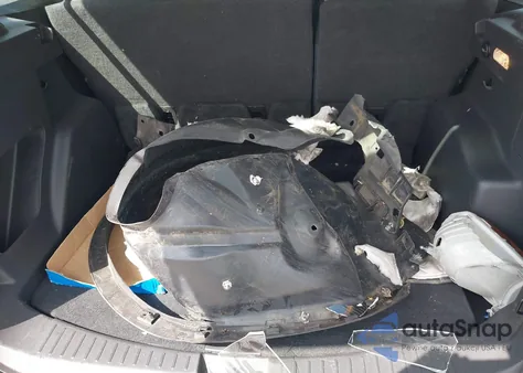 2018 Ford Escape S z USA, uszkodzony, nr VIN 1FMCU0F7XJUB05723